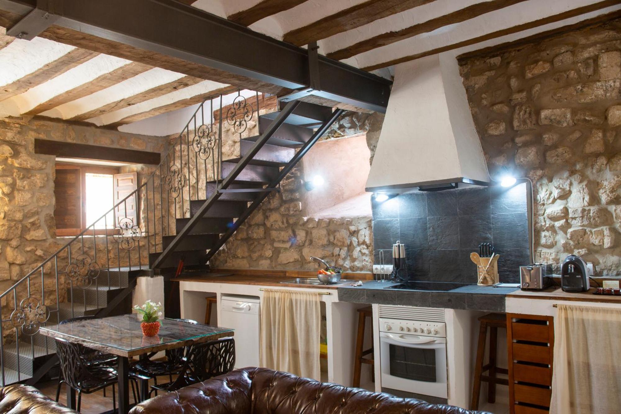 Hostal Bavieca Мединасели Екстериор снимка