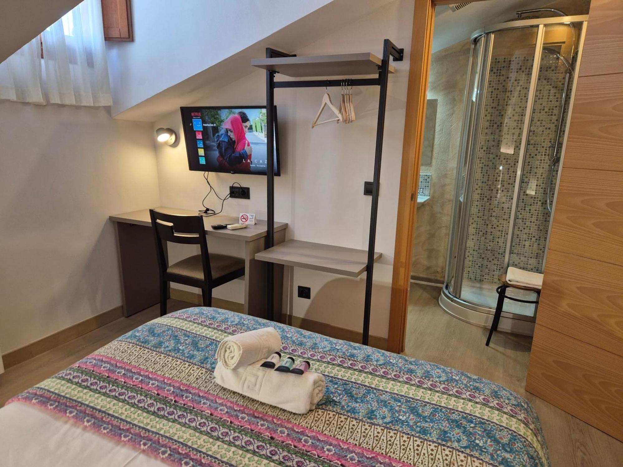 Hostal Bavieca Мединасели Екстериор снимка