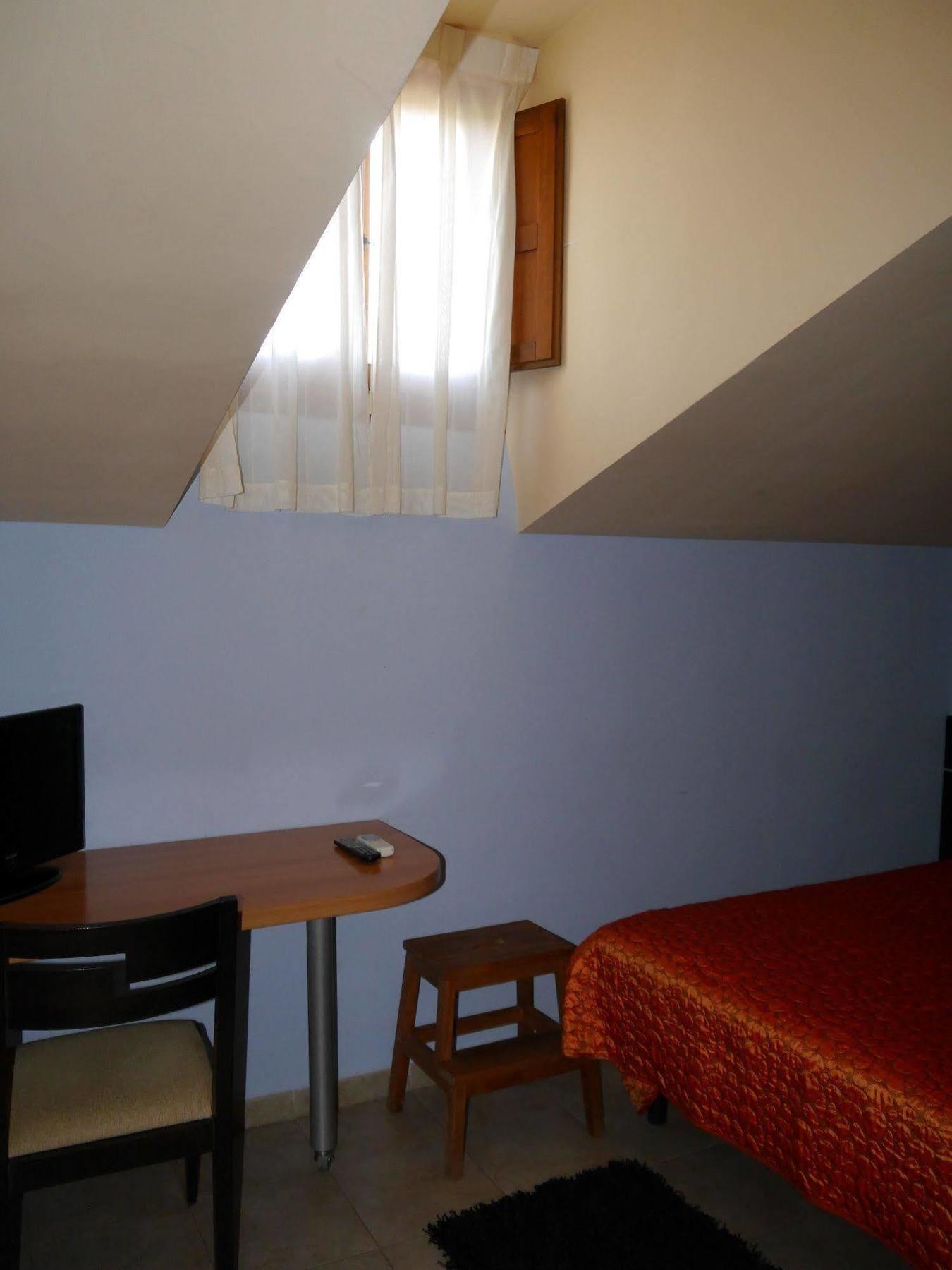 Hostal Bavieca Мединасели Екстериор снимка